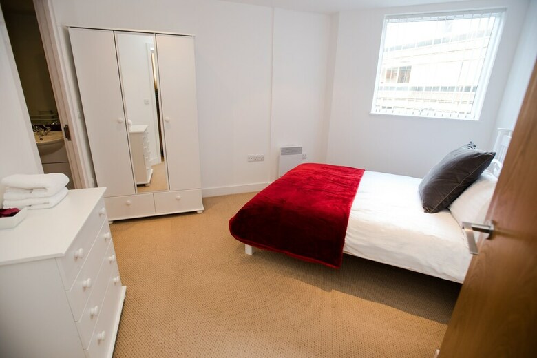 Celador Apartments - Projection West Serviced Apartments