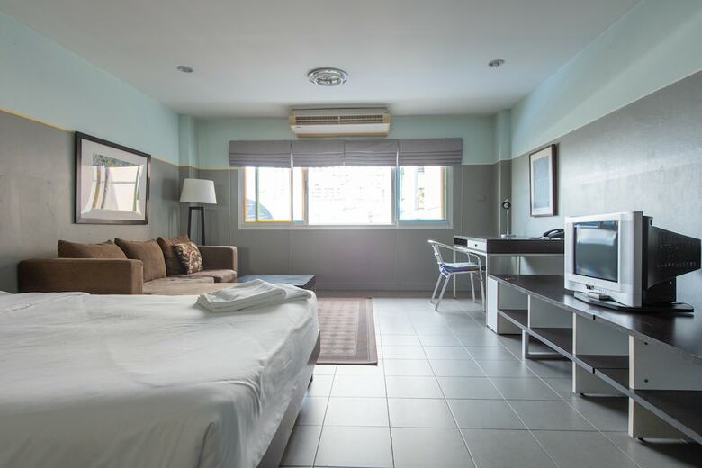 Hotel Sathorn Terrace Apartment