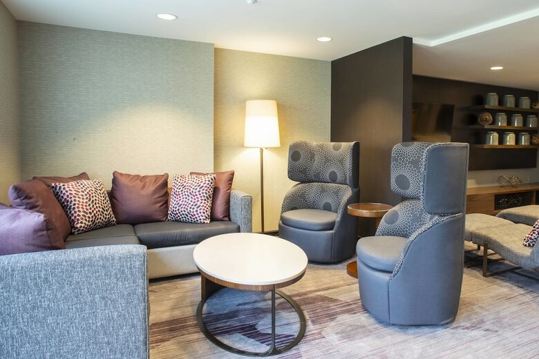 Hotel Courtyard By Marriott New York Queens/fresh Meadows