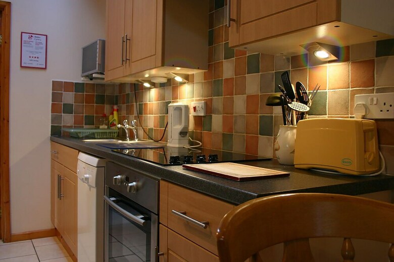 Troedyrhiw Holiday Cottages