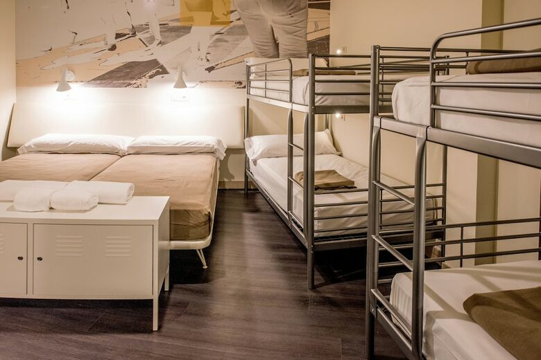 Hostal Room007 Select Sol