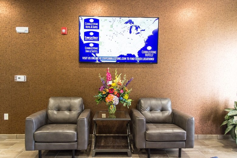 Cobblestone Hotel & Suites ? Stevens Point
