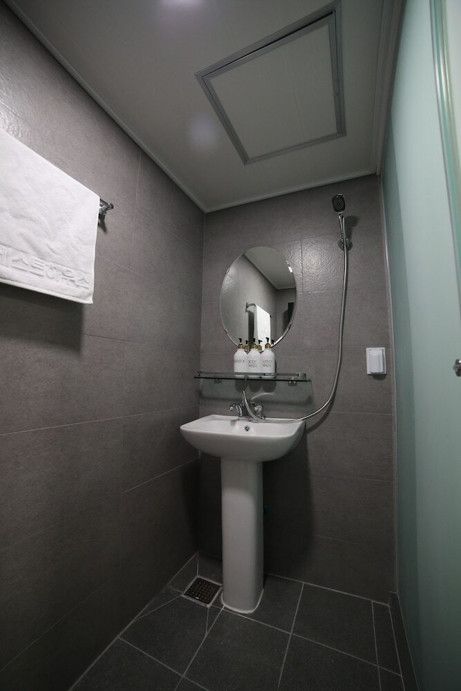 Hotel Mj Guest House