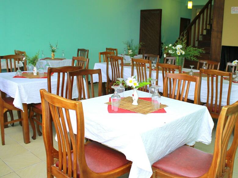 Hotel Oyo 248 Vishmi's Rest