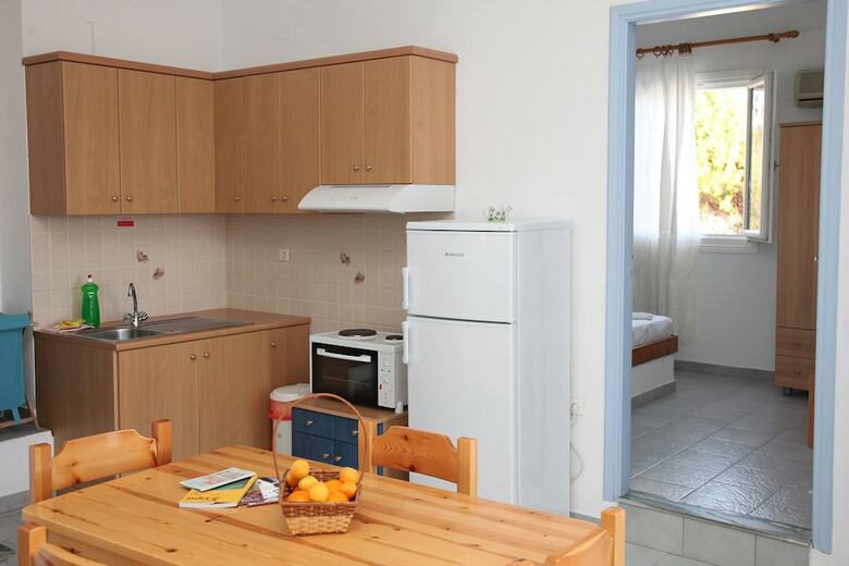 Hotel Agnadi Syros Studios & Rooms