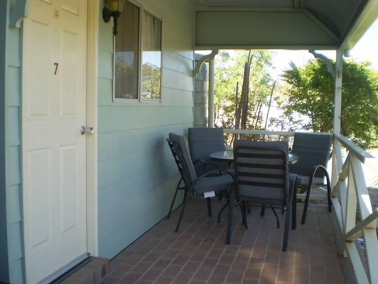 Hotel Banjo's Overnight & Holiday Units