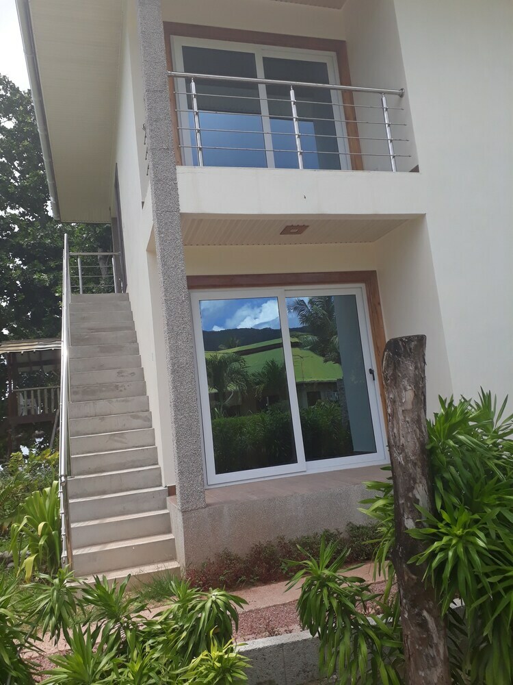 Hotel La Digue Luxury Beach Bungalow