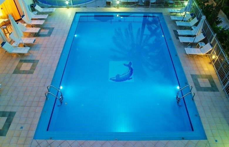 Aparthotel Kallitsakis Beach
