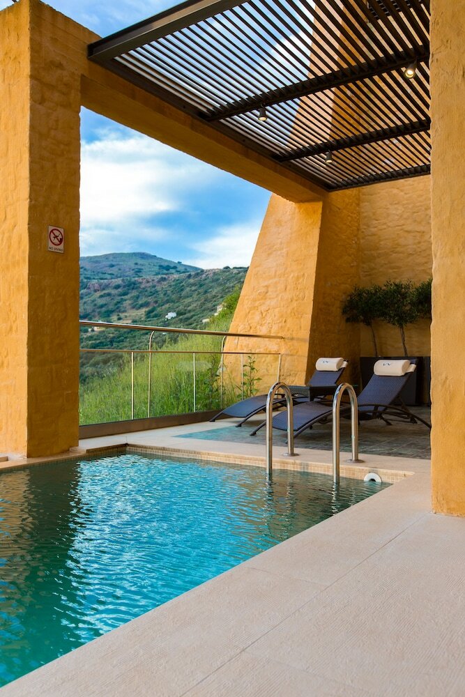 Ravdoucha Epavlis - Villa Athina