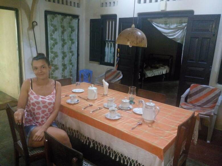 Hotel Weeragiri Homestay