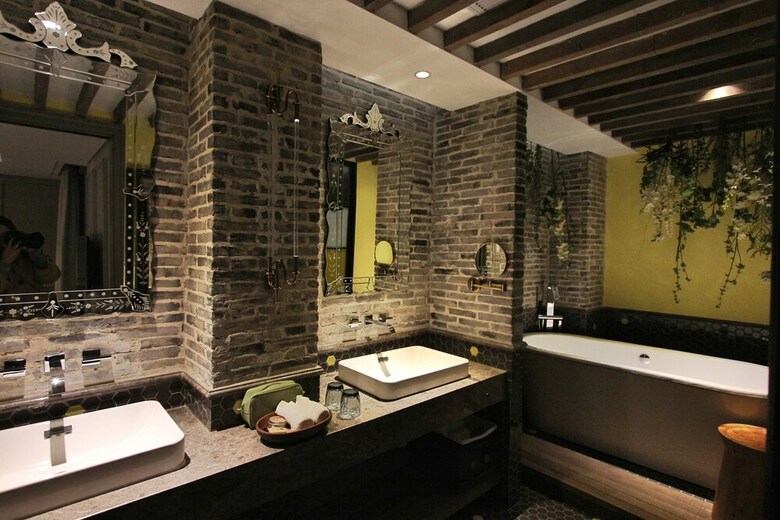 Hotel Seclusive Life In Landscape