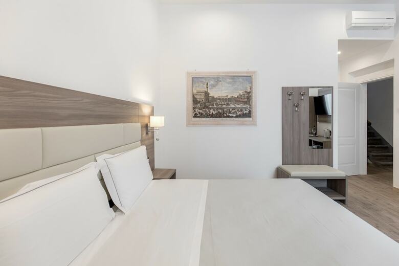 Hotel Apollo Guest House