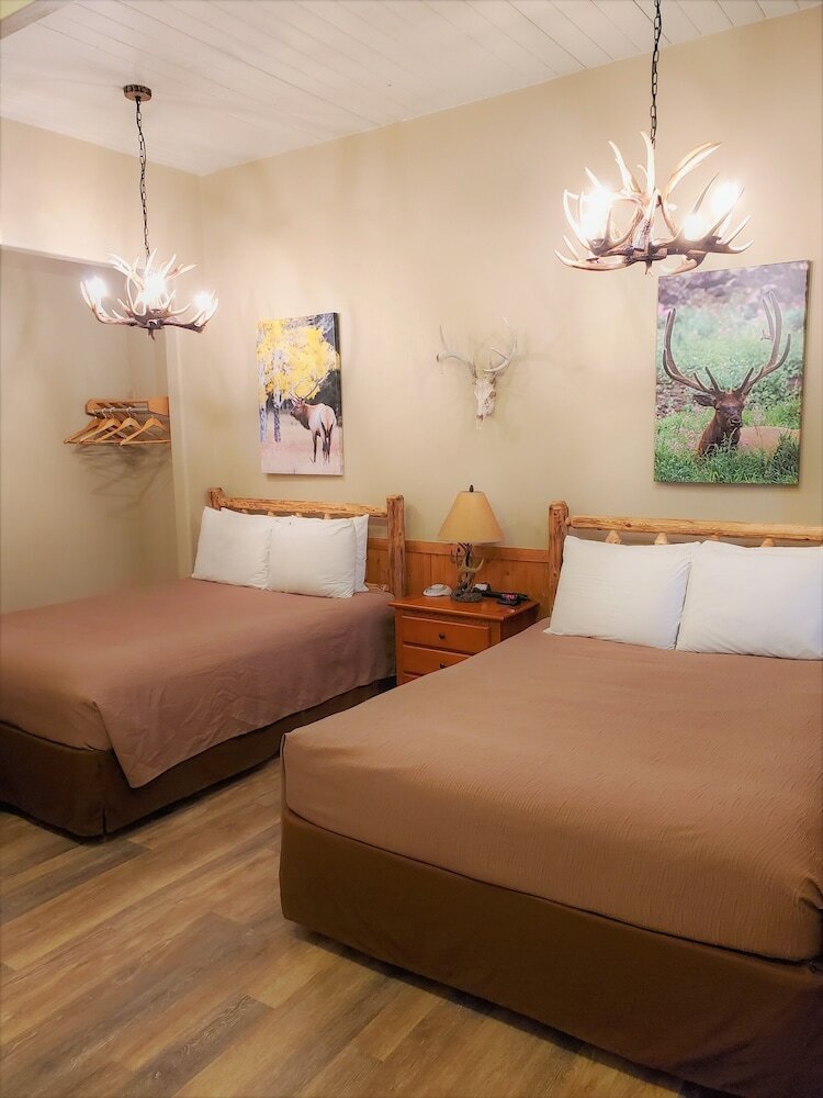 Hotel Glacier Basecamp Lodge