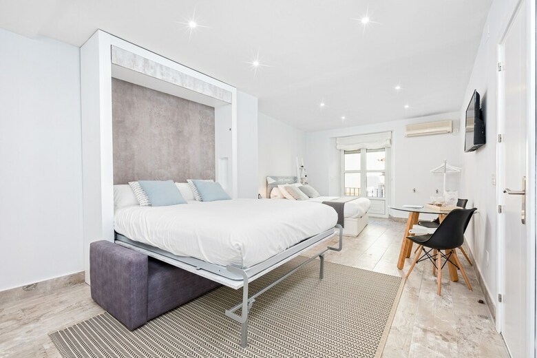 Apartamentos Iloftmalaga City Center