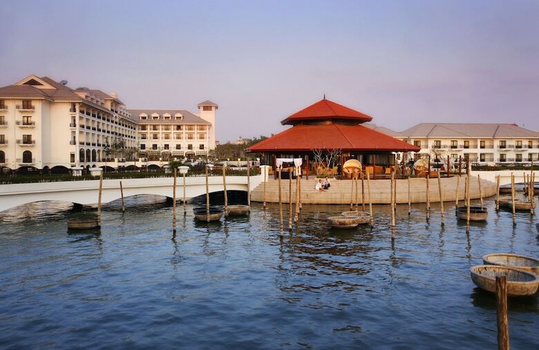 Hotel Intercontinental Hanoi Westlake