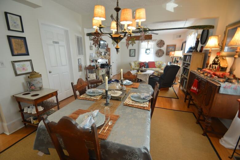 Bed & Breakfast Peabody's 'hip Little Stay'