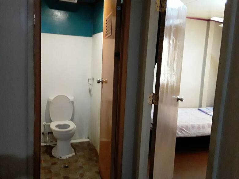 Hostal Rjc Hostel And Karaoke Bar