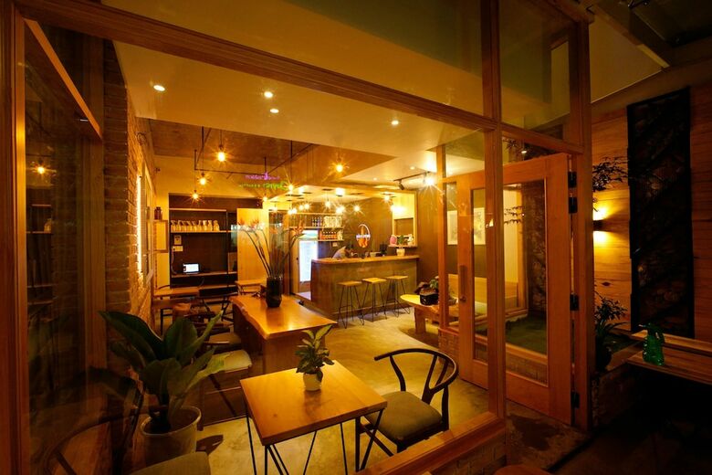 Mille Fleurs Hotel