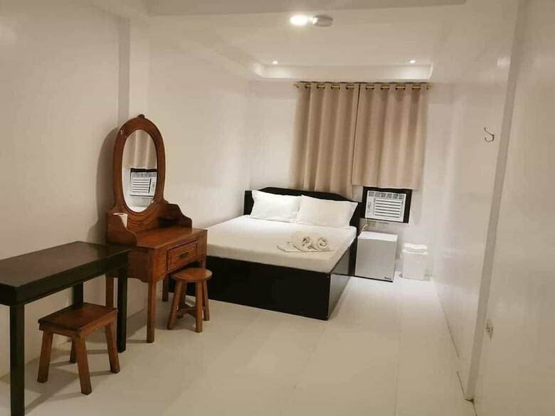 Hotel Ilicitos Resort Boracay