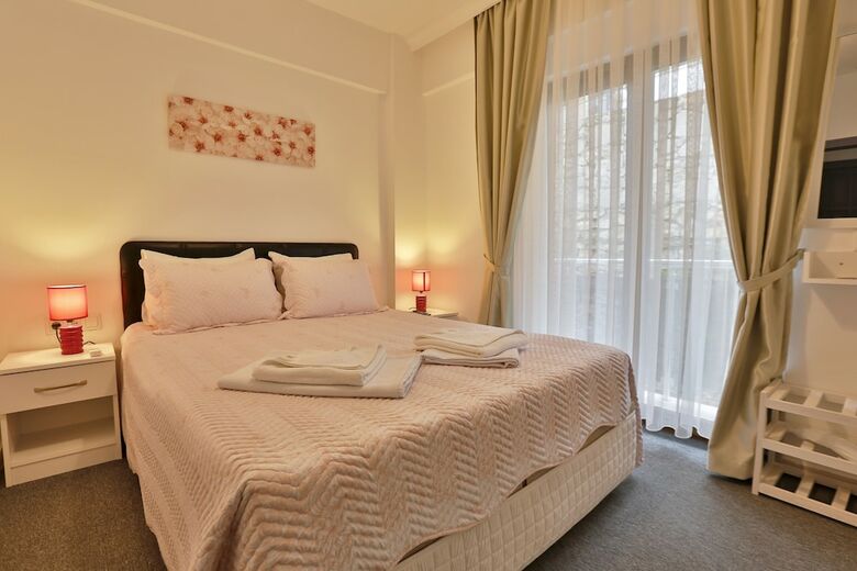 Himm Hotel