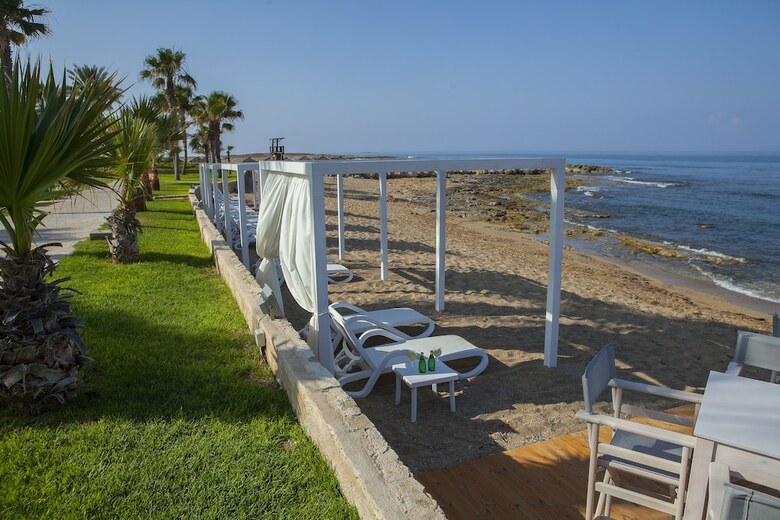 Aquamare Beach Hotel & Spa