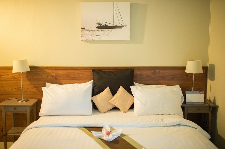Hotel Baan Sanfan Amphawa
