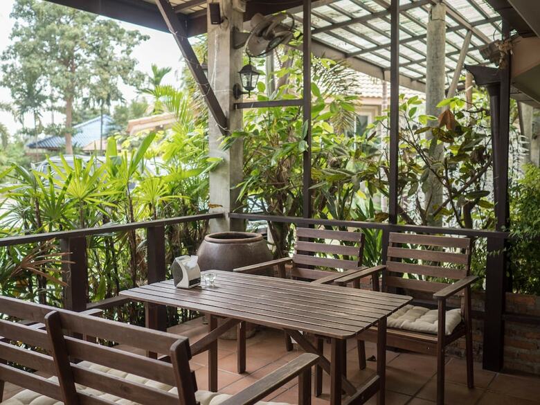 Hotel Baan Sanfan Amphawa