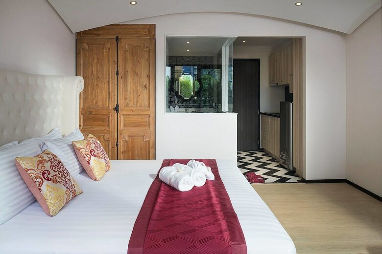 Hotel The Symphony Suites Pattaya