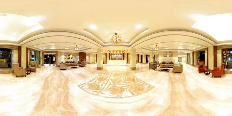 Hotel The India Benares