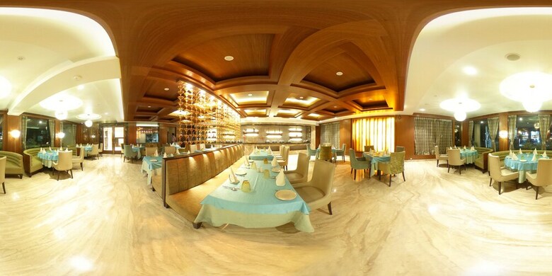 Hotel The India Benares