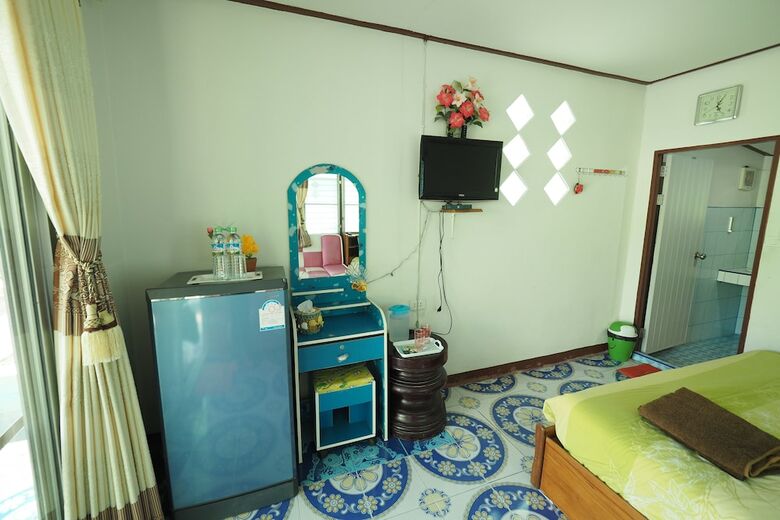 Hotel Baan Suanjarean Resort