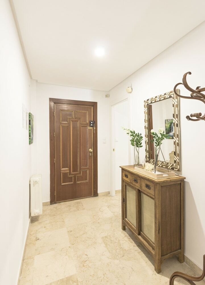 Surtrip Apartamentos - San Ant�n