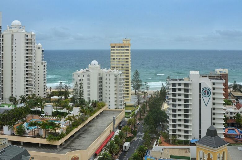 Apartamentos Luxury Escape At Chevron Towers