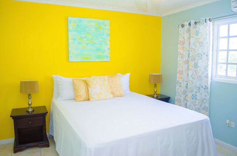 Apartamentos Kingston Guest Apt At Oakland