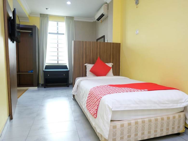 Oyo 558 Rayyan Soffea Hotel