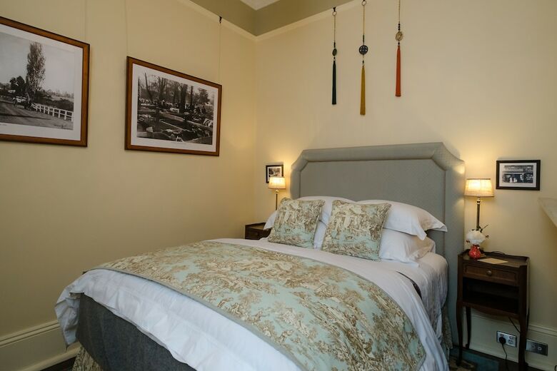 The Old Bank Boutique Hotel