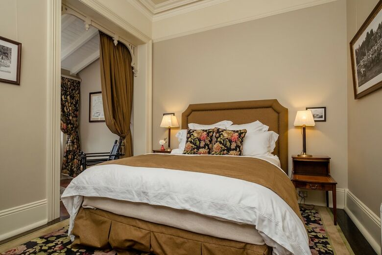 The Old Bank Boutique Hotel