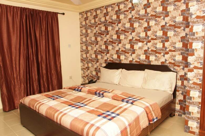 Hotel Pedallo Luxury Inn Ltd