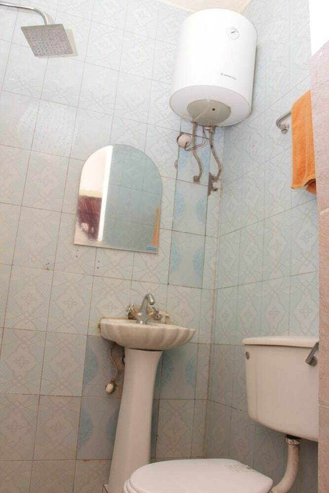 Hotel Pedallo Luxury Inn Ltd