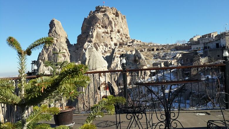 Hermes Cave Hotel