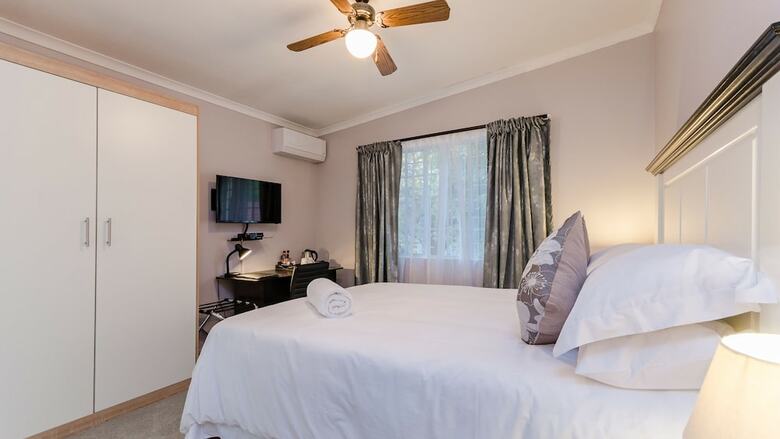Hotel Englewold Manor Guest House