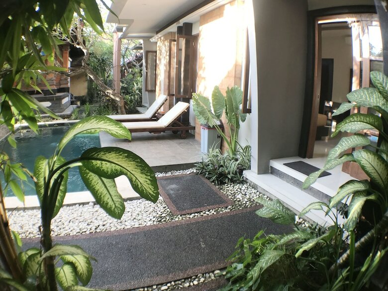 Bed & Breakfast Kubu Munggu Homestay