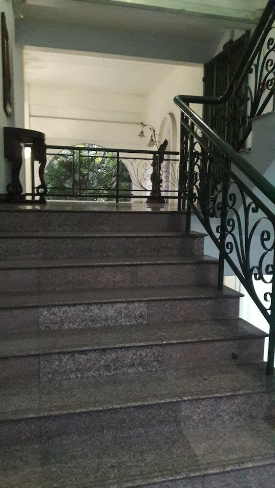 Hotel Baan Khun Mae Apartment