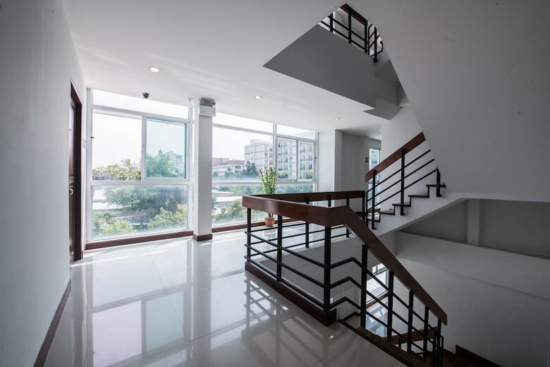 Hotel Oyo 371 Sea Breeze Residence