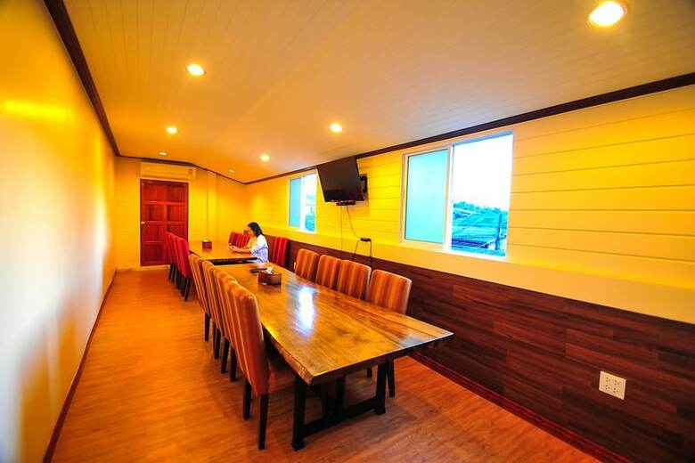 Hotel Lenoi Buri