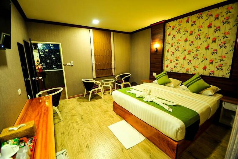 Hotel Lenoi Buri