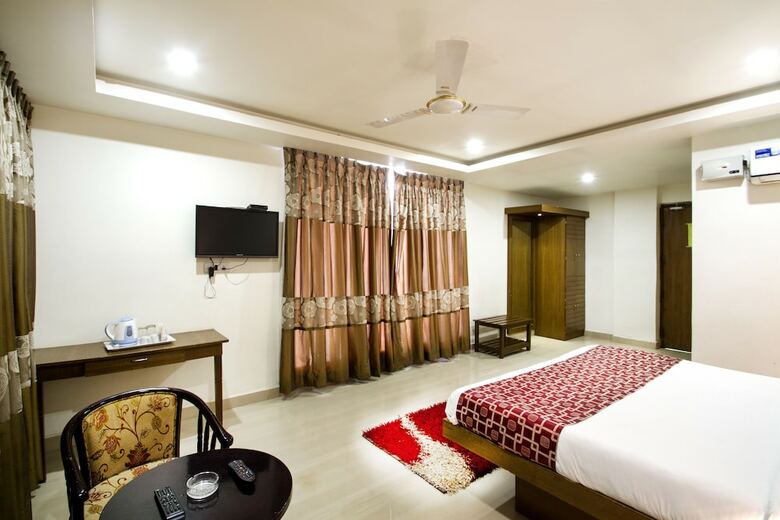 Hotel Rainbow International Shamshabad