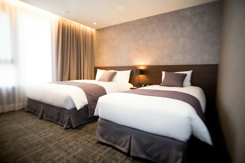 Hotel With Jeju