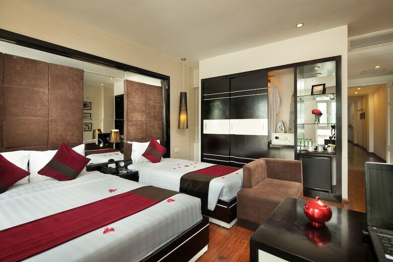 Hanoi Golden Moment Hotel