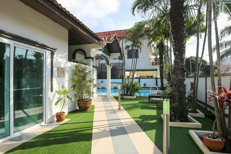 5 Bedroom Villa In Fisherman's Village